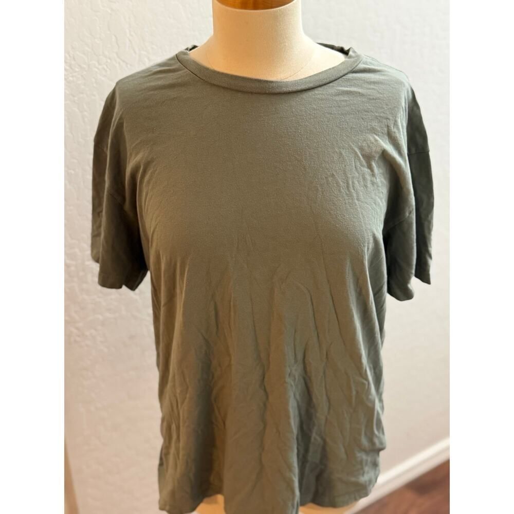 Green crew neck Tee